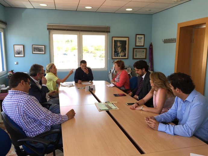 Barreiro con la cofradía de Pescadores