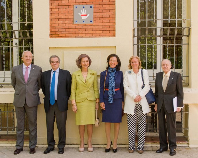 La Reina Sofía y los presidentes de la FAD, Banco Santander, Telefónica 