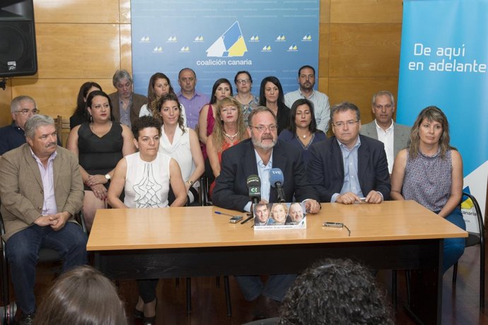 Candidato de CC al Cabildo de Gran Canaria, Fernando Bañolas, con su equipo