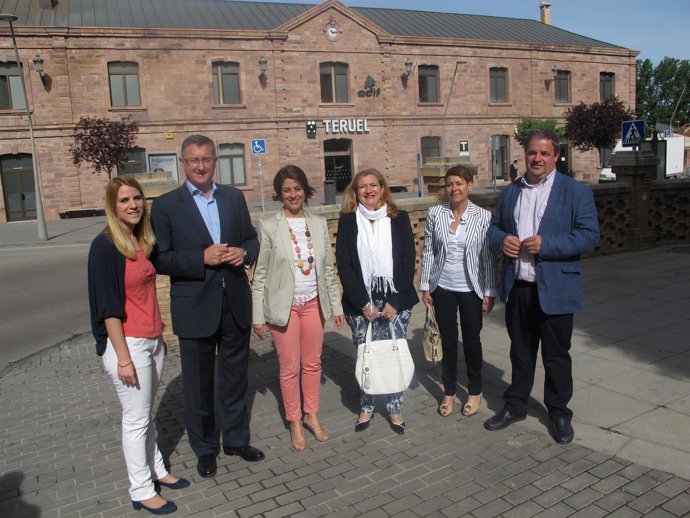 Manuel Blasco, con otros de los candidatos del PP