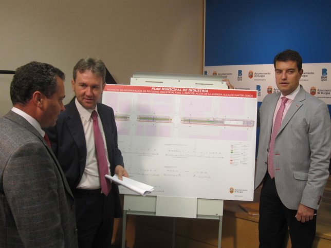 Lacalle, durante la presentación de las obras del polígono. 