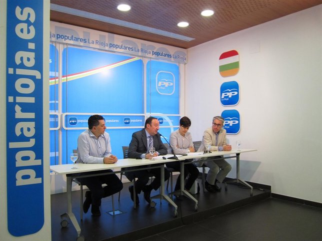 Sanz explica iniciativas de infraestructuras del PP