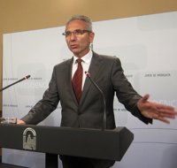 La Junta subraya las "limitaciones" de un gobierno en funciones para nuevas medidas que mejoren servicios públicos