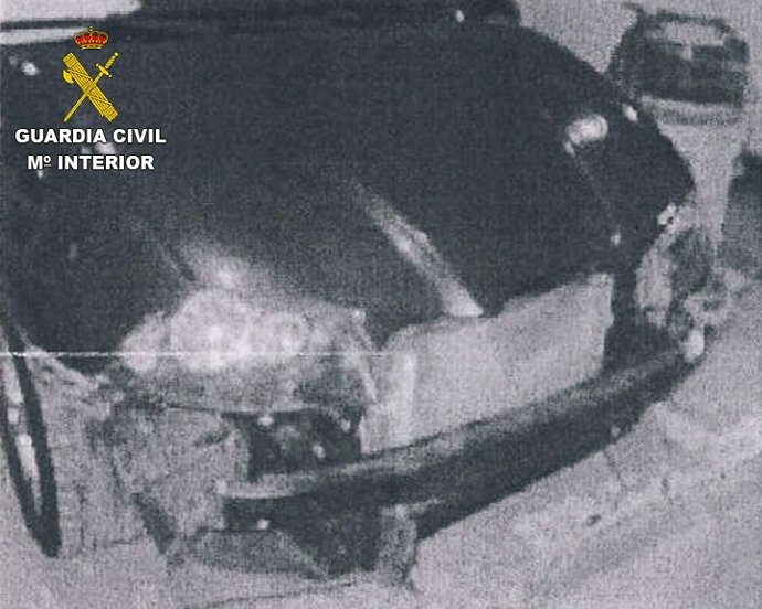 Uno de los coches supuestamente accidentados