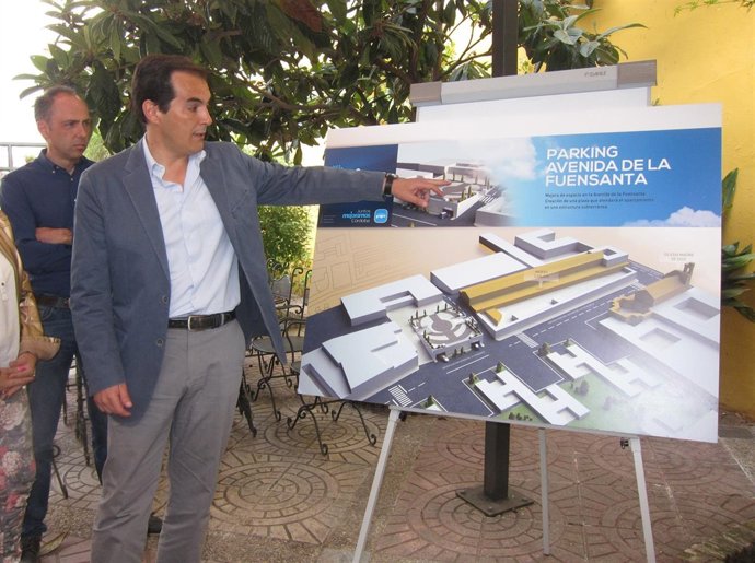 José Antonio Nieto presenta el parking para la Fuensanta