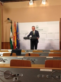 El portavoz del Gobierno andaluz en rueda de prensa