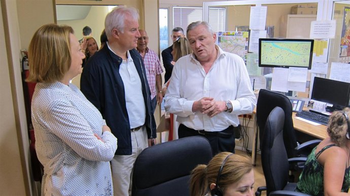 Rudi y Suárez en la Cooperativa Radio Taxi de Zaragoza