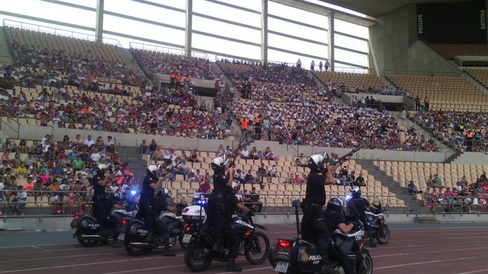 Exhibición de la Policía Nacional en Sevilla