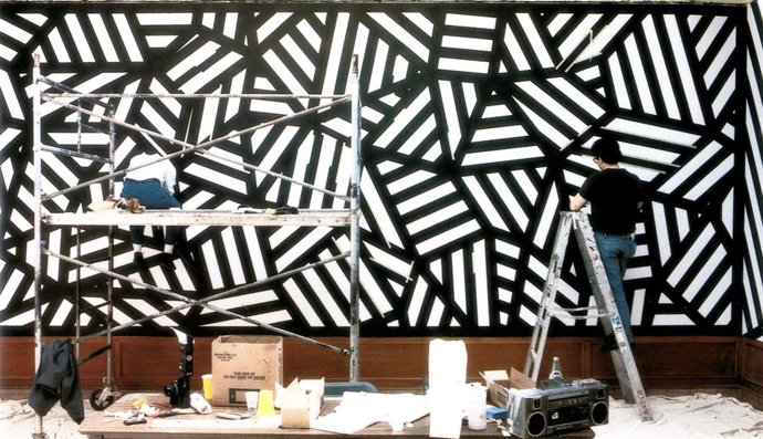 INSTALACIÓN DE LA EXPOSICIÓN SOL LEWITT: 17 WALL DRAWINGS 1970 2015