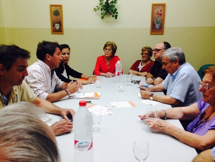 Reunión entre Ciudadanos y la Federación de Vecinos Saltés. 