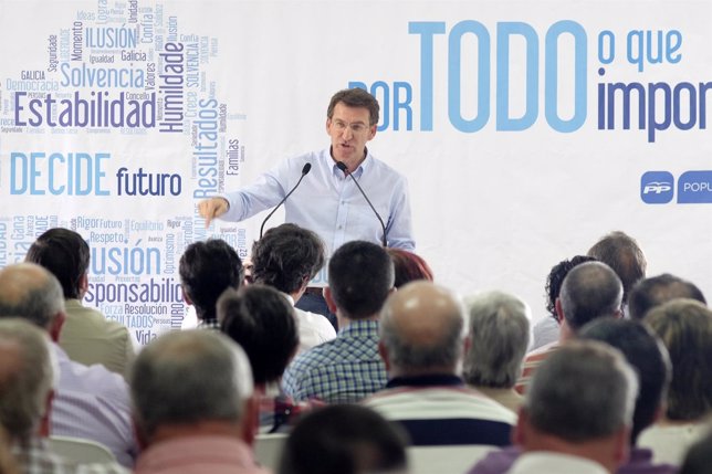 Feijóo en Arzúa xunto ao candidato Suso García Rodríguez