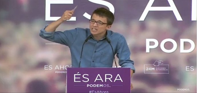 Iñigo Errejón en un mítin en el Puerto de Sagunto