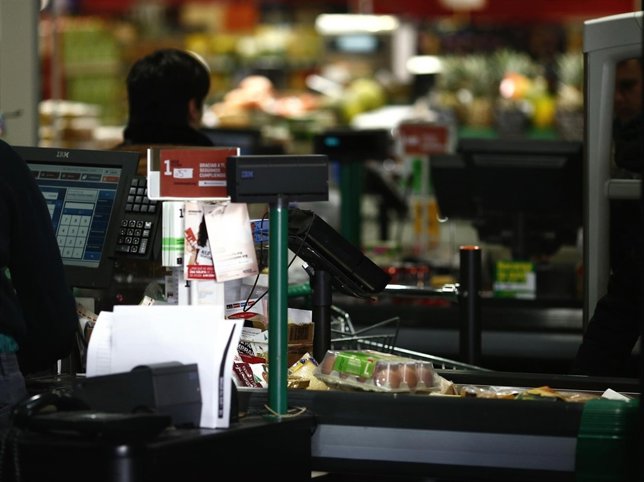 Caja, cajero, cajera, compra, compras, consumo, IPC, comprar