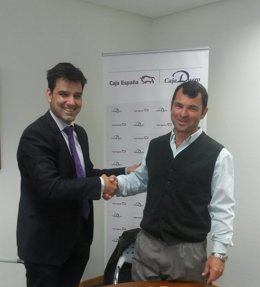Imagen del acuerdo entre Caja España-Duero y Asaja