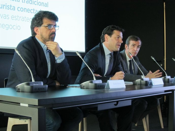 G.Roca, O.Pallarols y J.Zamora