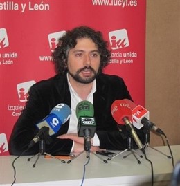 El candidato de IU  a la Presidencia de la Junta, José Sarrión