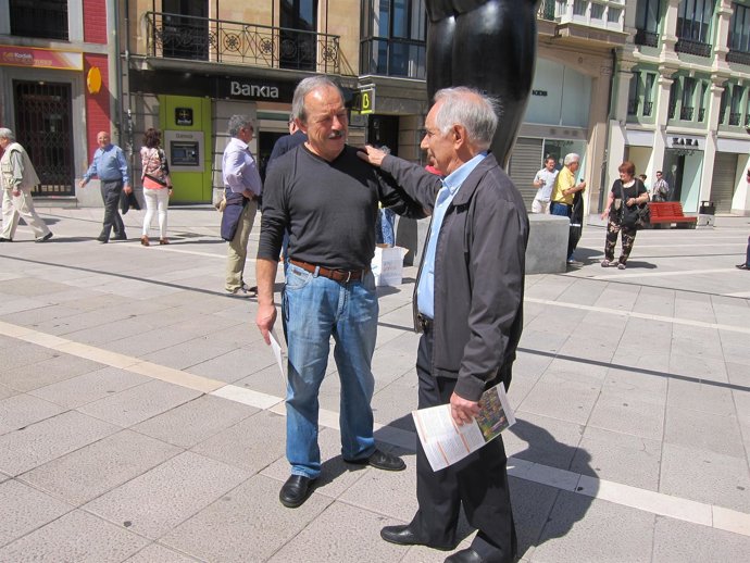 Wenceslao López explica sus propuestas electorales.