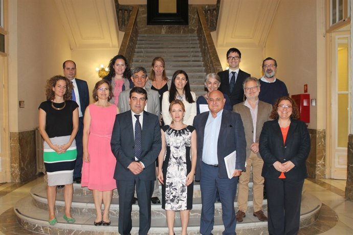 Reunión Educación, Interior y editores