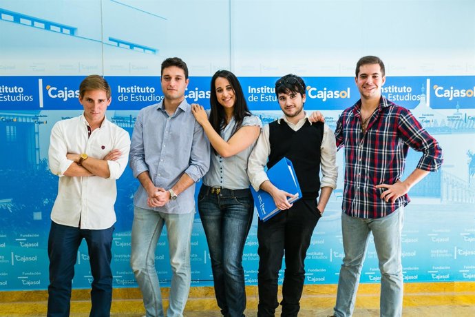  Alumnos Becados Por La Fundación Cajasol.