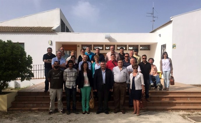 Zurera (centro) con representantes de empresas CETS