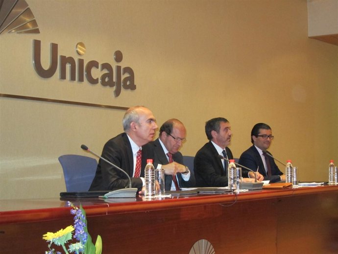 Ponentes en las jornadas jurídicas 'Por el diálogo'