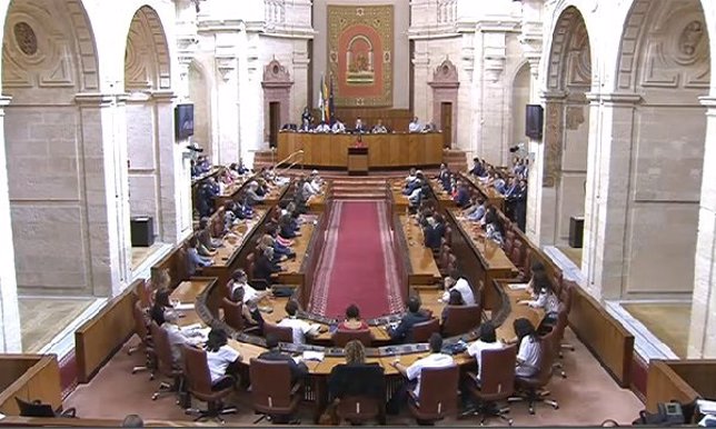 Tercera votación del Pleno del Parlamento para la investidura de Susana Díaz