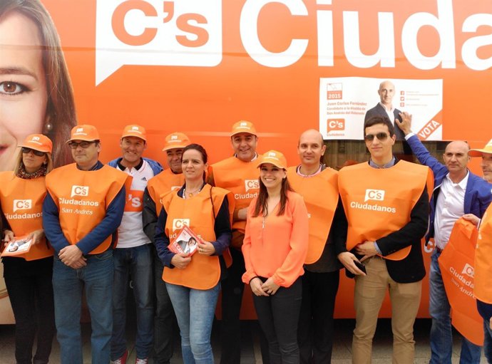 Ciudadanos Lleva Su Autobús Electoral Por Las Calles De León Para “Buscar La Cer