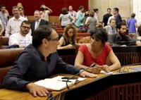 Iglesias remite a Susana Díaz a negociar con Teresa Rodríguez