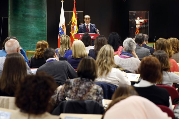 El consejero de Educación participó en las jornadas