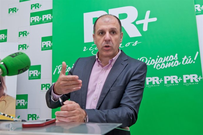 El presidente regionalista, Miguel González de Legarra