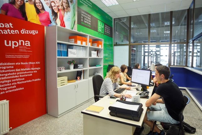 UPNA+ está situada en el Aulario del Campus de Arrosadia, en Pamplona.