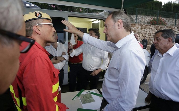 PRENSA PRESIDENCIA: El President De La Generalitat, Alberto Fabra, Se Ha Desplaz