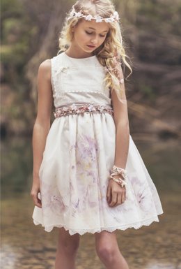 Trajes de comunión pintados a mano en la nueva colección de Rubio Kids