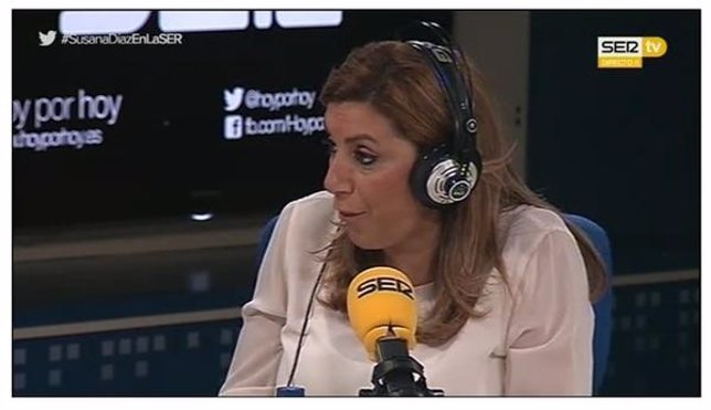 Susana Díaz durante la entrevista en la cadena Ser