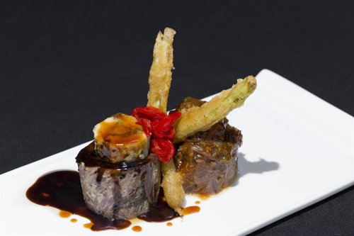 Rabo en dos texturas con tu+tano y foie BAJA