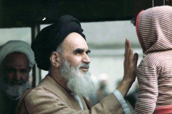 El ayatolá Ruholá Jomeini, líder de la Revolución Islámica iraní