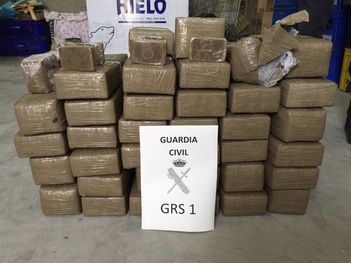 Hachís intervenido por la Guardia Civil