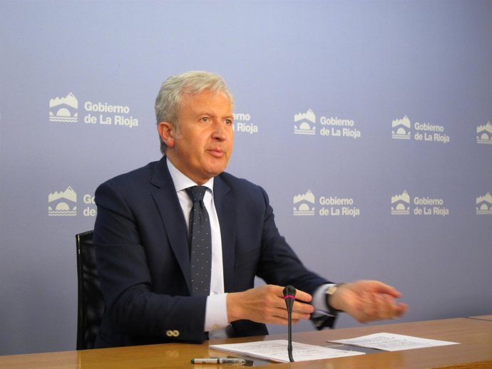 Emilio del Río informa sobre el Consejo de Gobierno