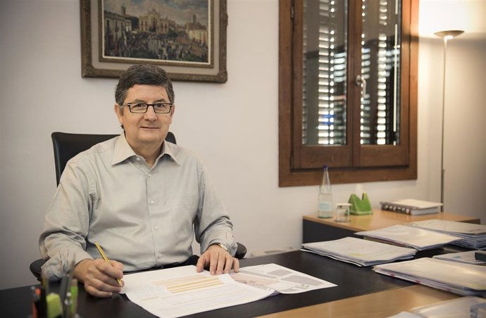 El alcalde de El Prat, Lluís Tejedor