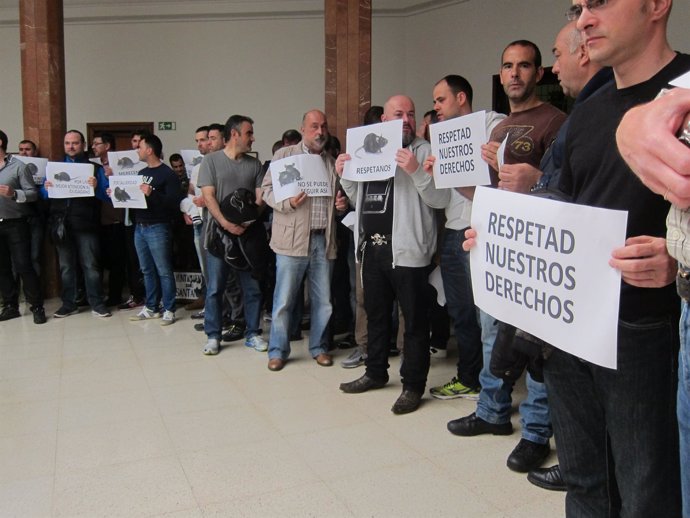 Policías Locales protestan en el Ayuntamiento de Santander 