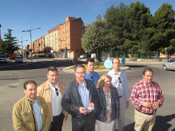 Blasco, junto a otros medios de la candidatura