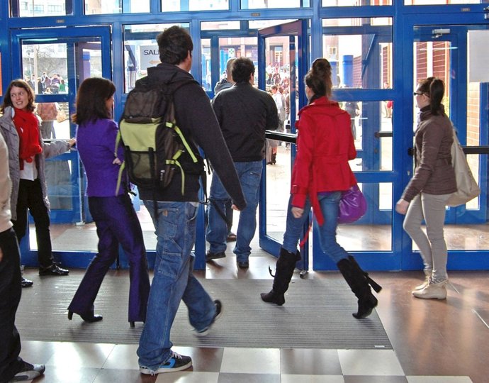 Estudiantes en la UC