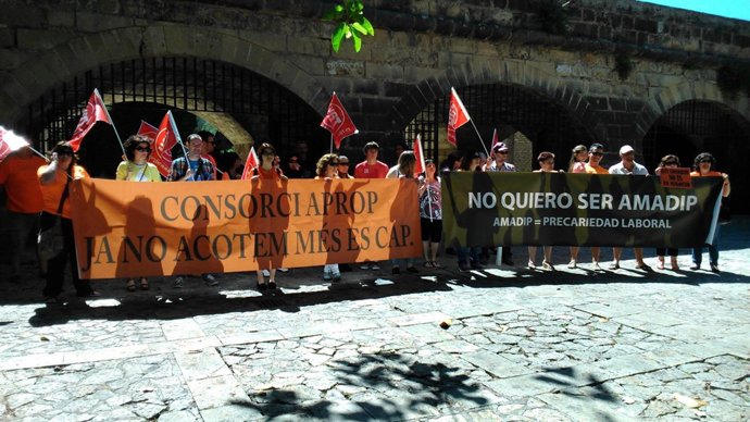 Concentración de trabajadores de Aprop