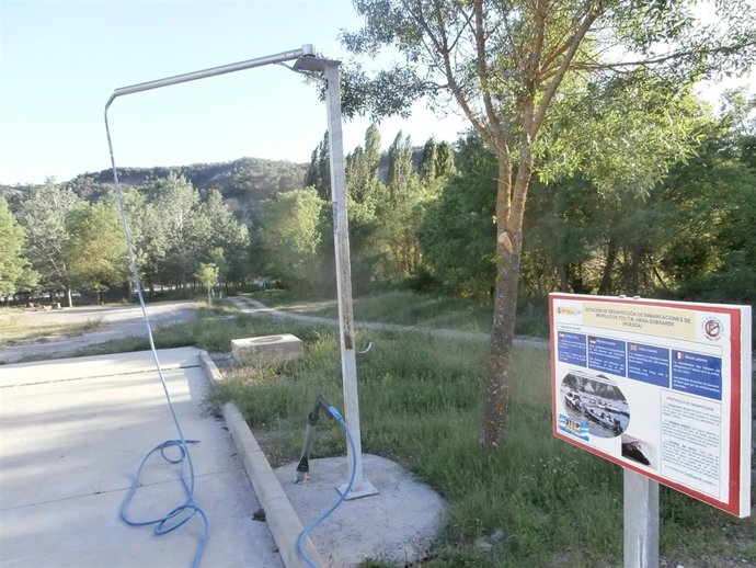 Plaza de Aínsa, desinfección del pantano.