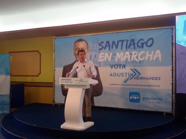 El presidente del PPdeG, Alberto Núñez Feijóo, en un mitin en Santiago