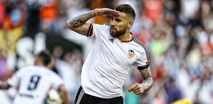 El Valencia mantiene opciones de podio