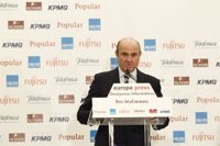 Guindos considera "imprescindible" el acuerdo con Grecia para que su deuda sea sostenible