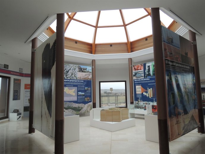 Interior del Museo del Petróleo