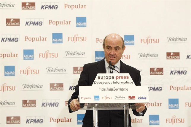 Luis de Guindos en los Desayunos de Europa Press