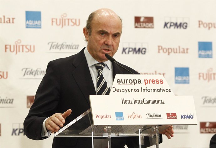 Luis de Guindos en los Desayunos de Europa Press